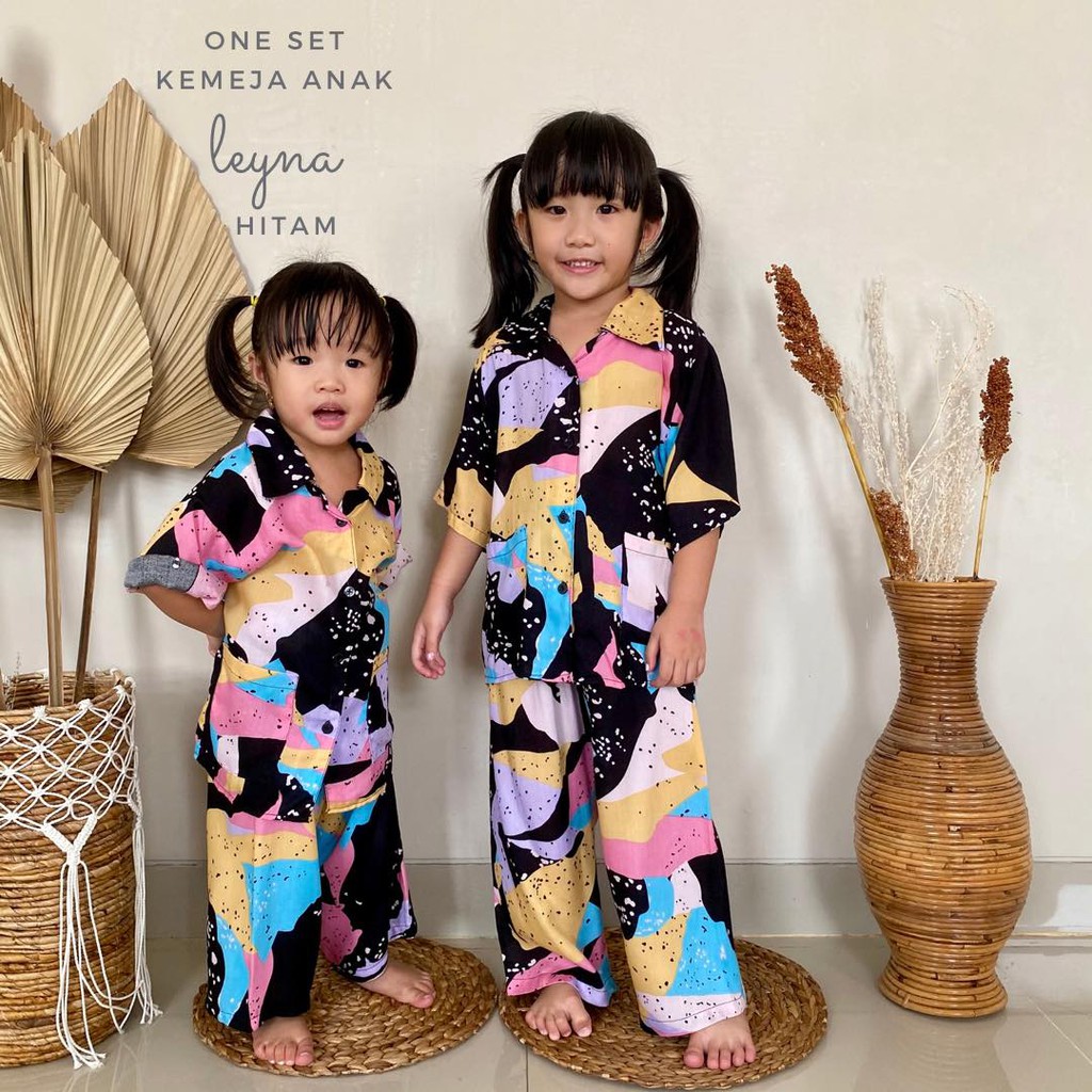 One Set Kemeja Anak Rayon Motif