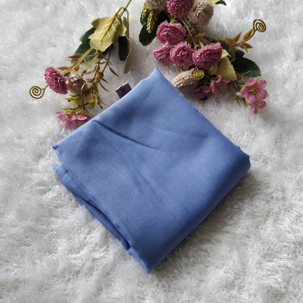 PARIS PREMIUM PARIS AMOUR HIJAB SEGI EMPAT-CORNFLOWER