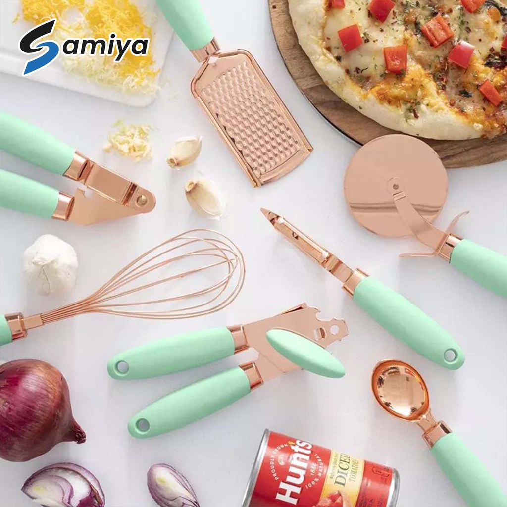 kitchen gadget set 7pcs / paket lengkap alat dapur rosegold garlic press penghancur bawang can opener pembuka kaleng parutan keju ice cream spoon sendok es krim egg beater pengocok telur pizza cutter pairing knife