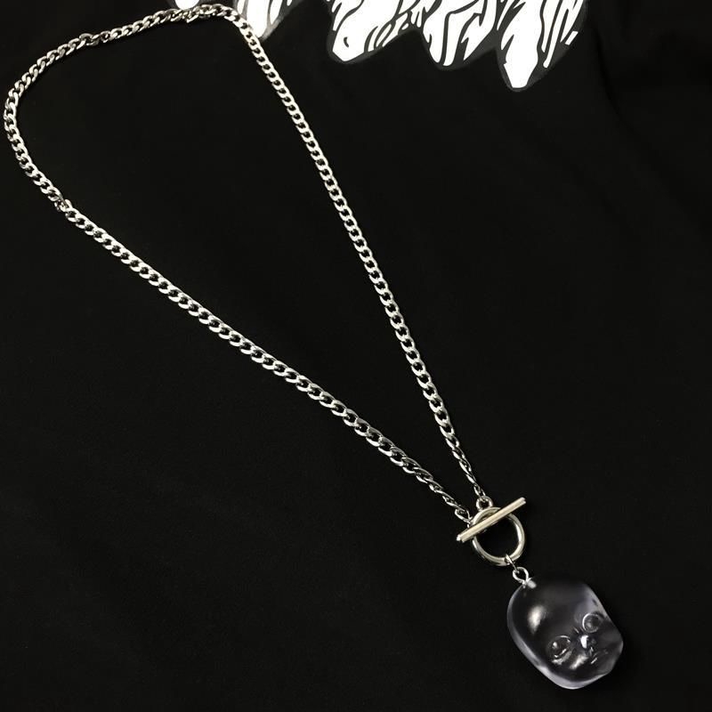 Kalung Rantai Dengan Liontin Bentuk Kepala Boneka Bahan Titanium Steel Gaya Hip Hop