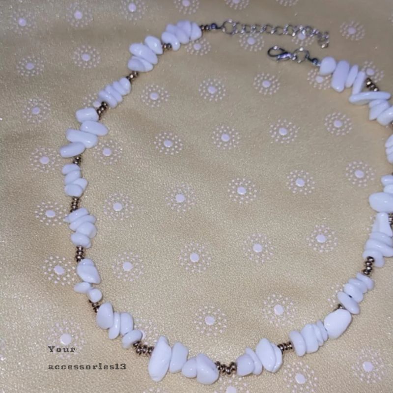Kalung Choker Wanita Batu Krikil Putih