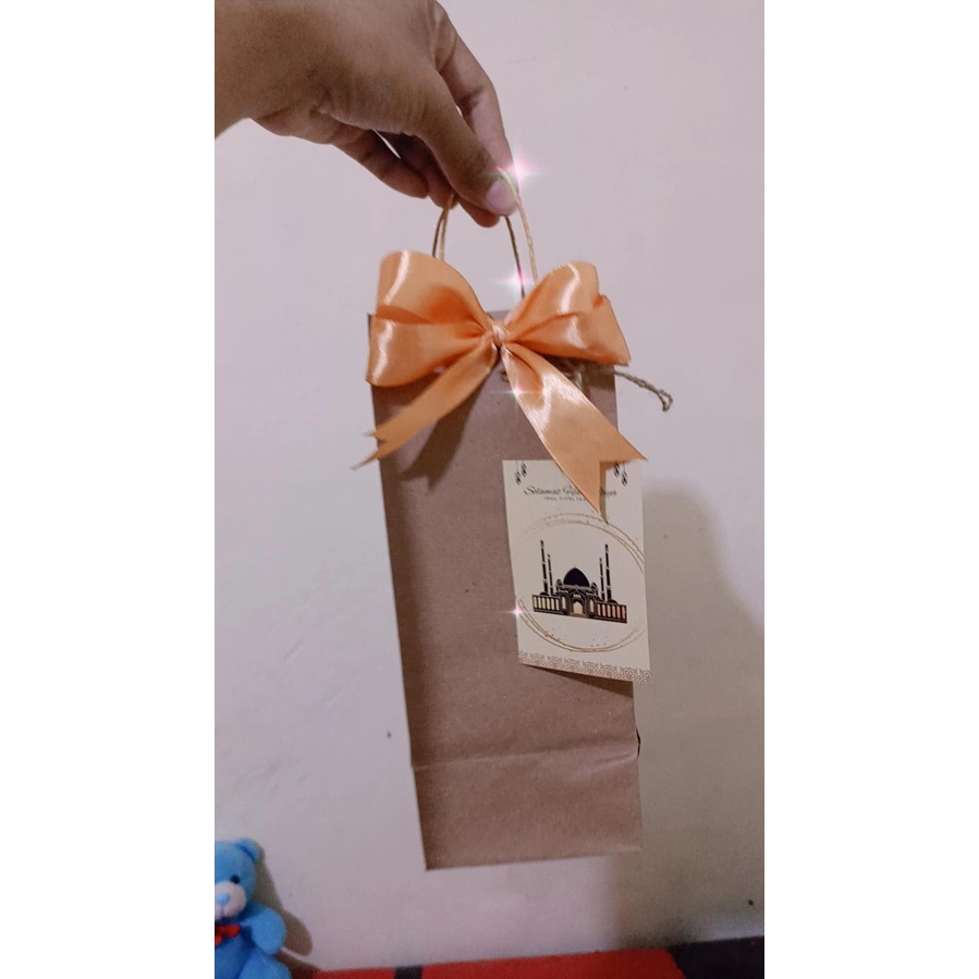 

PAPER BAG , PITA , HANG TAG