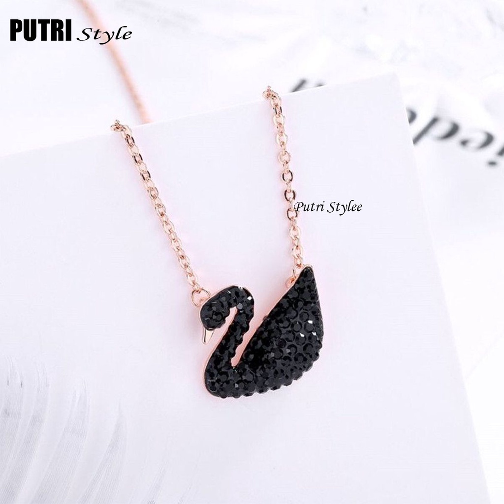 PUTRI STYLE - Kalung Liontin Angsa Hitam / Kalung Liontin Swan Kekinian Style Korea