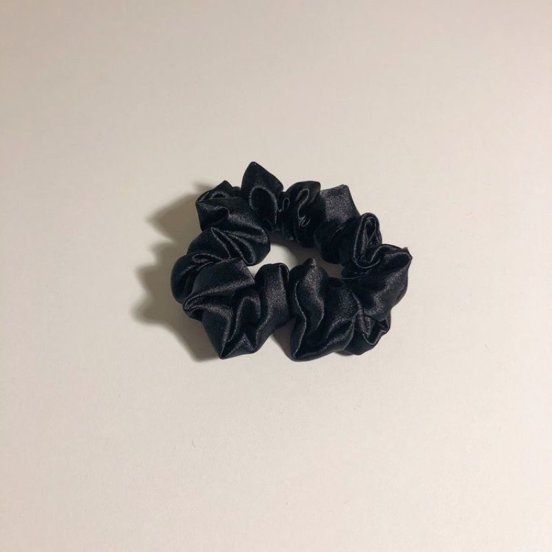 MINI SCRUNCHIE SV 100% SILK ROYAL PRINCESS MINI SCRUNCHIE KOREA IKAT RAMBUT SCRUNCHIE