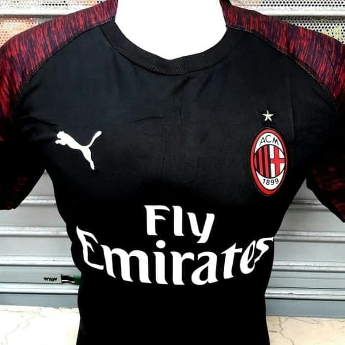 JERSEY BOLA AC MILAN 3RD 2018 2019 GRADE ORI