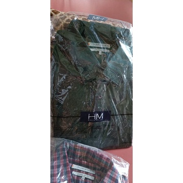 kemeja cowo VanHeusen size 17 (xL) baru