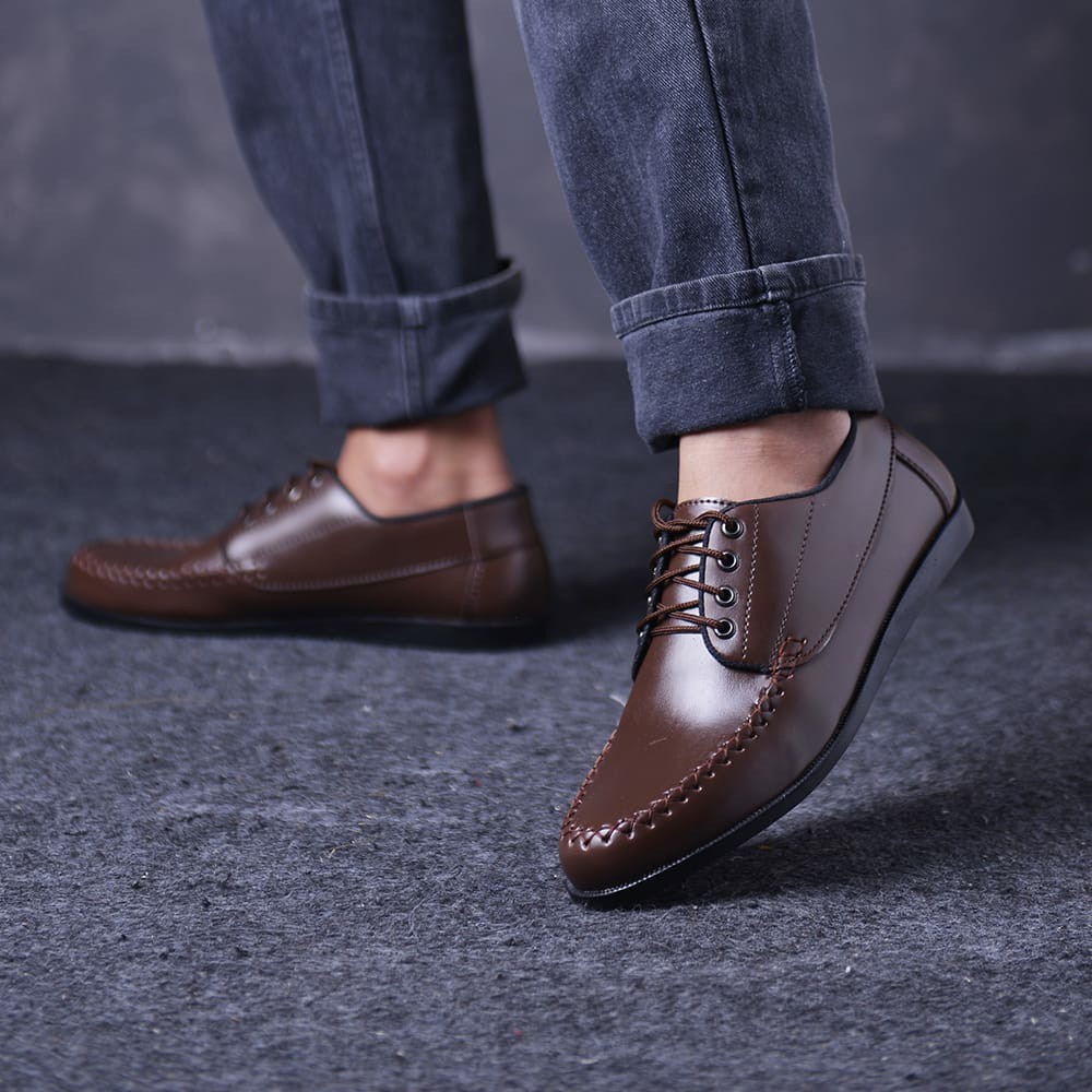 COUNTRY BOOTS MONZACK - Sepatu Formal Pria Casual Kantoran Nikahan Kulit Syntetis Asli Original Sepatu Pantofel Pria Resmi Formal Hitam Coklat Gaya Trendy Kasual Kantor Kuliah Pesta Nikah Kondangan Gereja Kerja PNS Guru Kekinian Terlaris Terbaru Murah