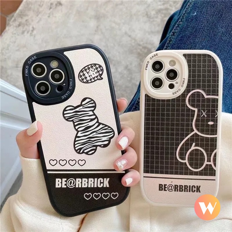 IPHONE Casing Beruang Kekerasan Trendi Kompatibel Untuk Iphone11 13 12 14 Pro MAX Iphone6 6s Plus 78 Plus XR X XS MAX SE 2020kotak Sarung Belakang Kartun Lembut