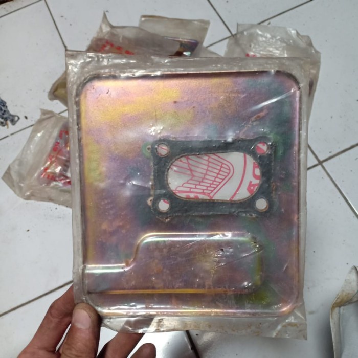 Carburetor Plate / Plat Dudukan Karburator Honda Civic Deluxe 76 77 78