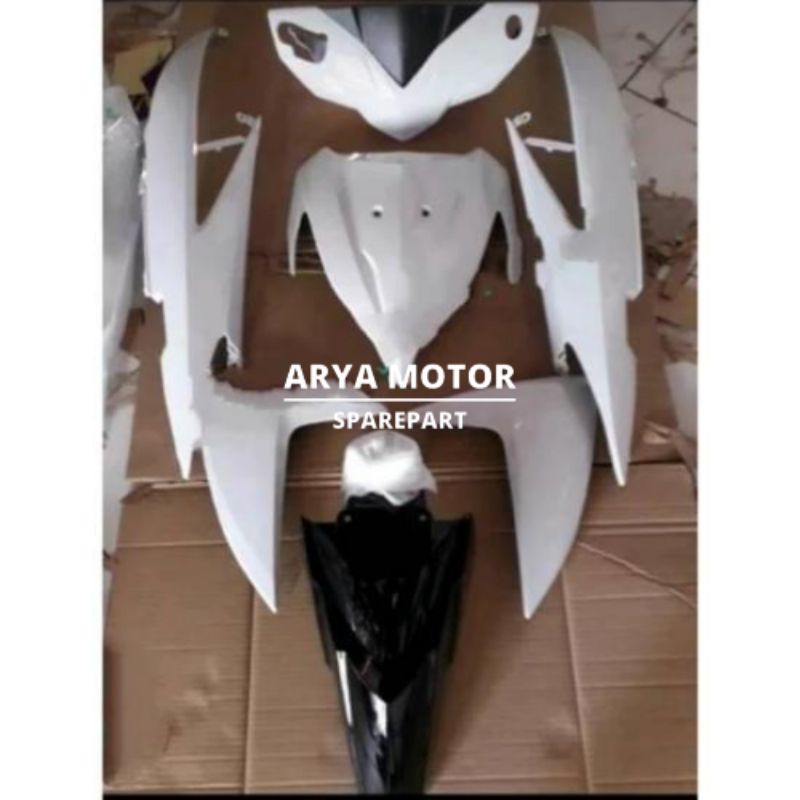 Cover full body halus Honda vario 110 fi - cover body set halus putih