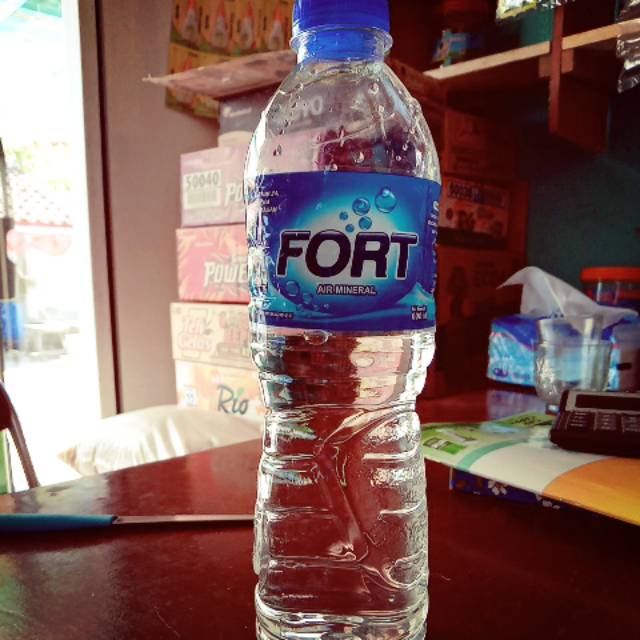 

Air mineral fort