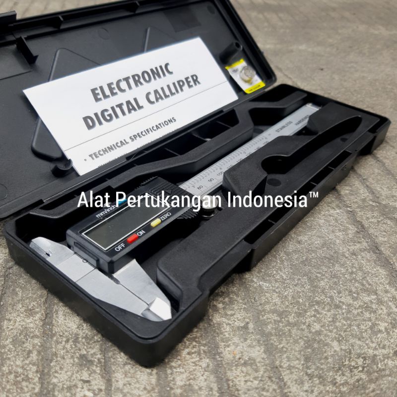 

JANGKA SORONG DIGITAL 6 INCH SIGMAT SIKMAT SKETMAT VERNIER CALIPER LCD 150 MM