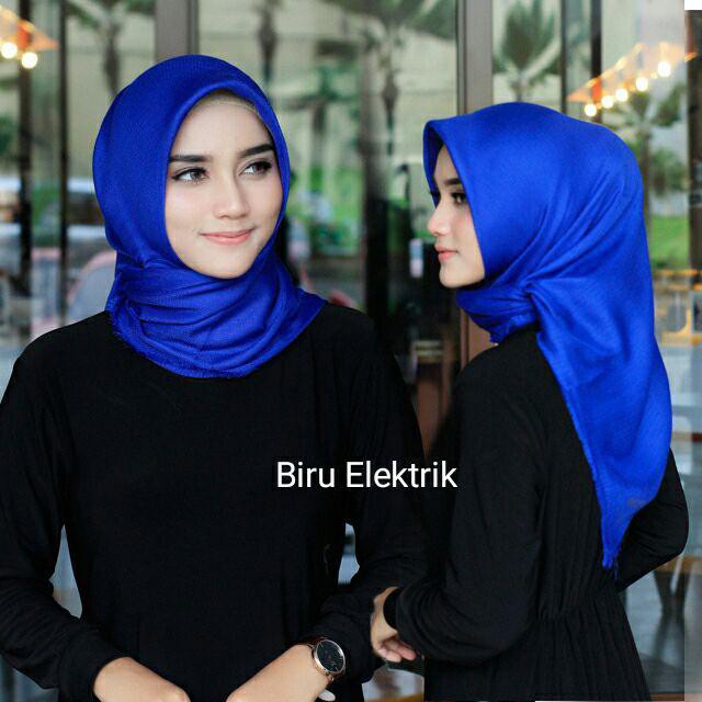 WAJIB PUNYA JILBAB SAUDIA RAWIS SEGI EMPAT MURAH /HIJAB SAUDIA RAWIS / KERUDUNG SAUDIA RAWIS TERBARU-Biru Elektrik