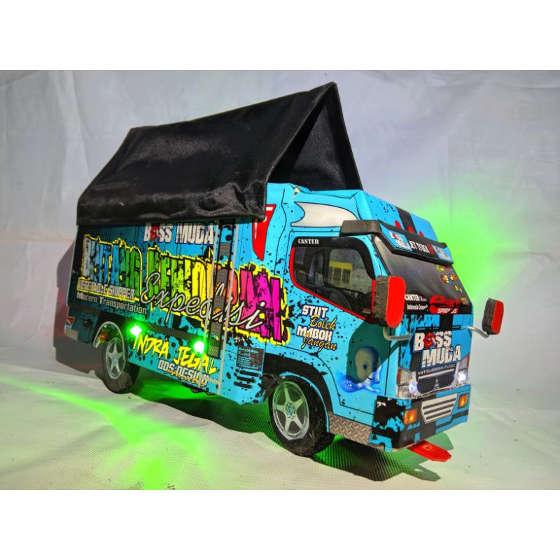 Miniatur truk oleng/miniatur truk canter/Isuzu/miniatur truk kayu/miniatur truk terlaris