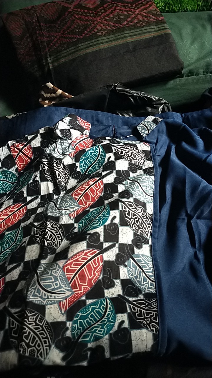 Batik Wanita Kekinian Fatima Dianara Tunik Batik Kombinasi