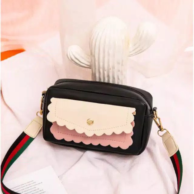 Tas Selempang Renda Tas Selempang Wanita