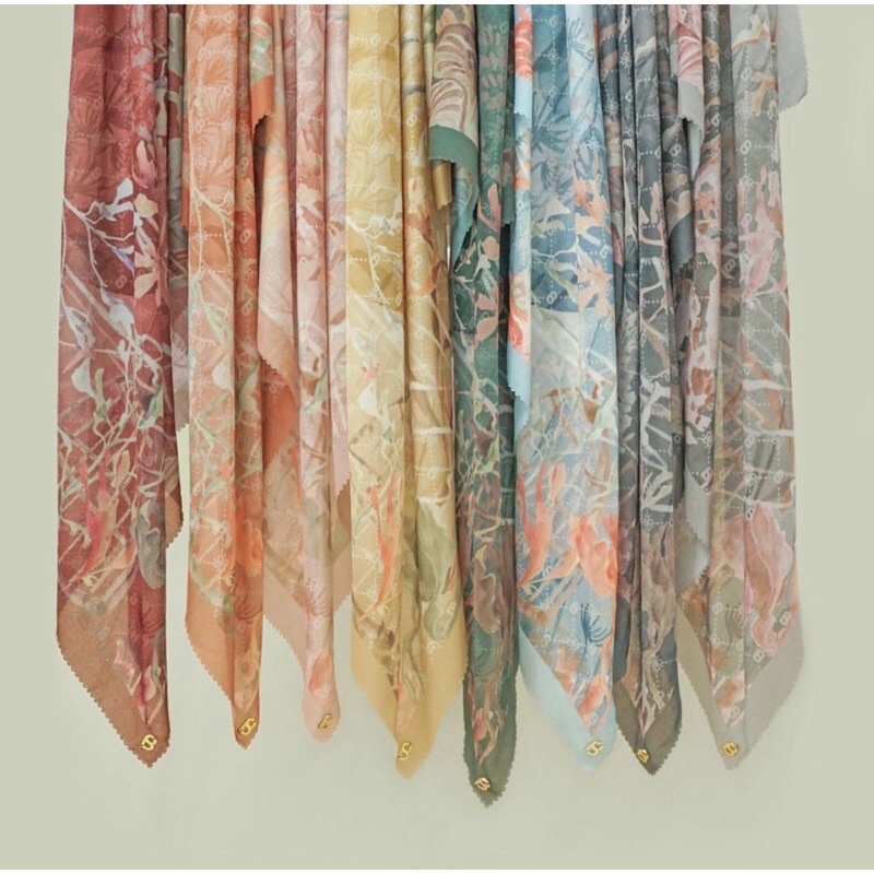 Buttonscarves Xanadu ABALONE