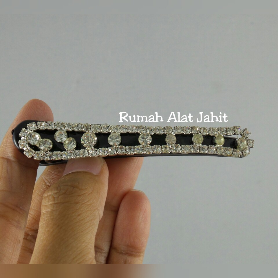 Jepit Rambut / Hair Clip Permata Baris Bulat 7.5cm (sepasang)