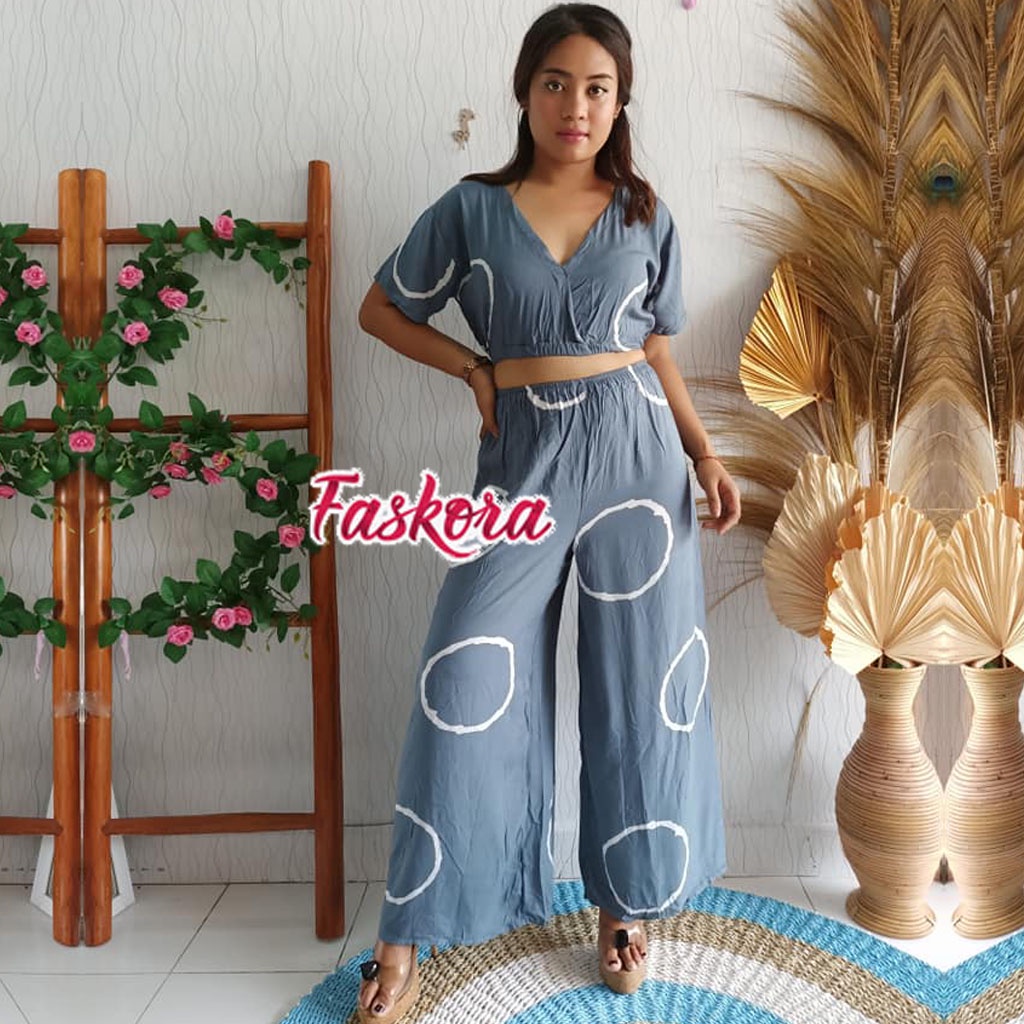 Atasan Crop Wanita Lengan Pendek / One Set Crop Tie dye Wanita / Setelan Crop Tie dye Pendek