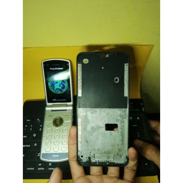 Frame Lcd / Tatakan LCD Realme C11 Original Copotan