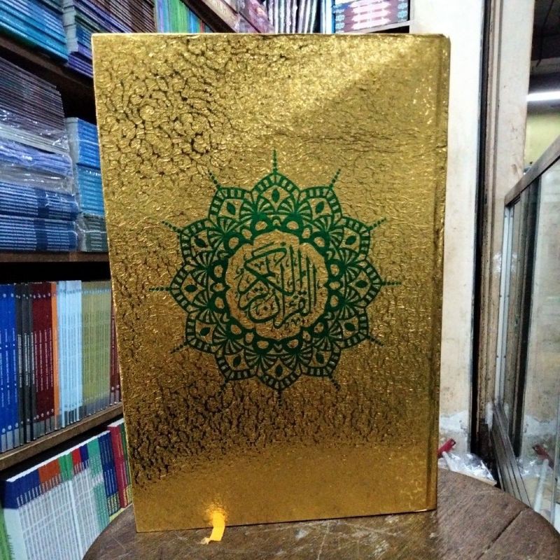 Al Quran Cover Emas Ukuran standar B6