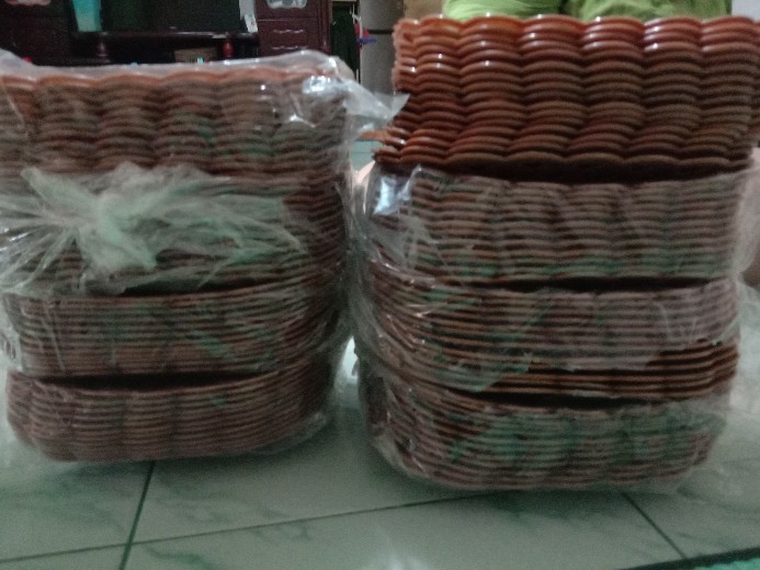 Piring Anyam Rotan Kotak 1pcs Plastik Bentuk Kotak