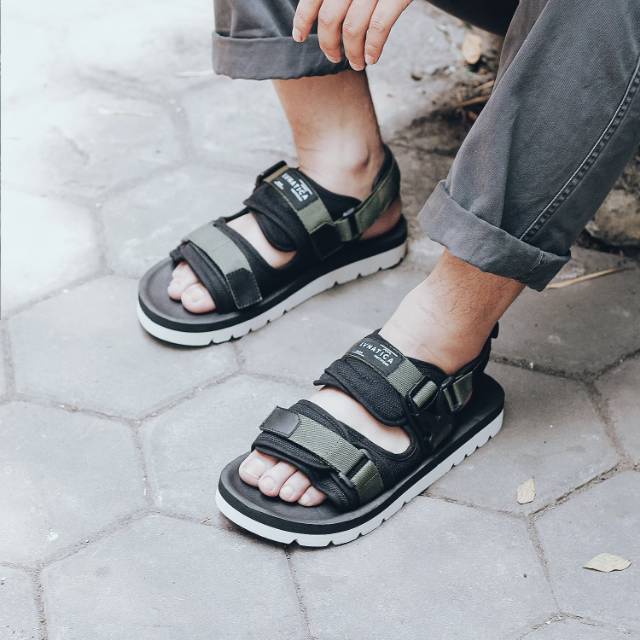 ALMOST BLACK | Sandal Gunung Hiking Traveling Touring Hangout Outdoor Gaya