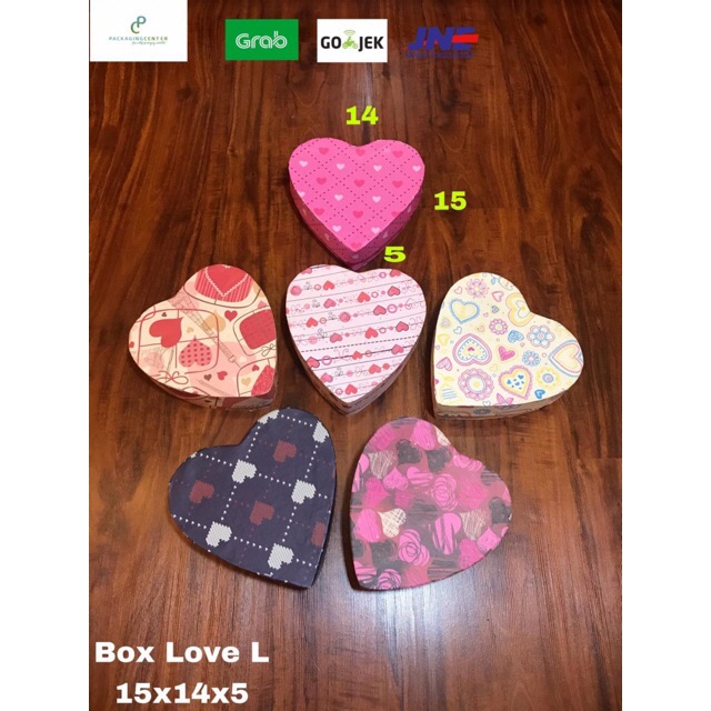 

Gift Box Love L 15.14.5 Kotak Kado Bungkus Kado Kotak Hadiah Souvenir