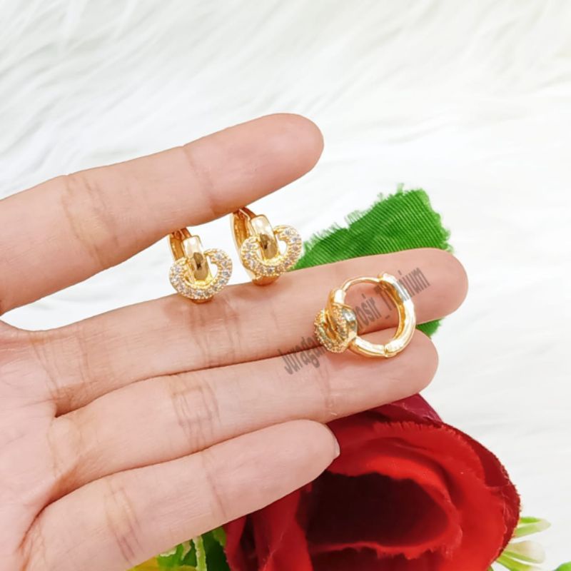 Anting Titanium Jepit Dewasa Full Mata Lucu Imut Anti Karat