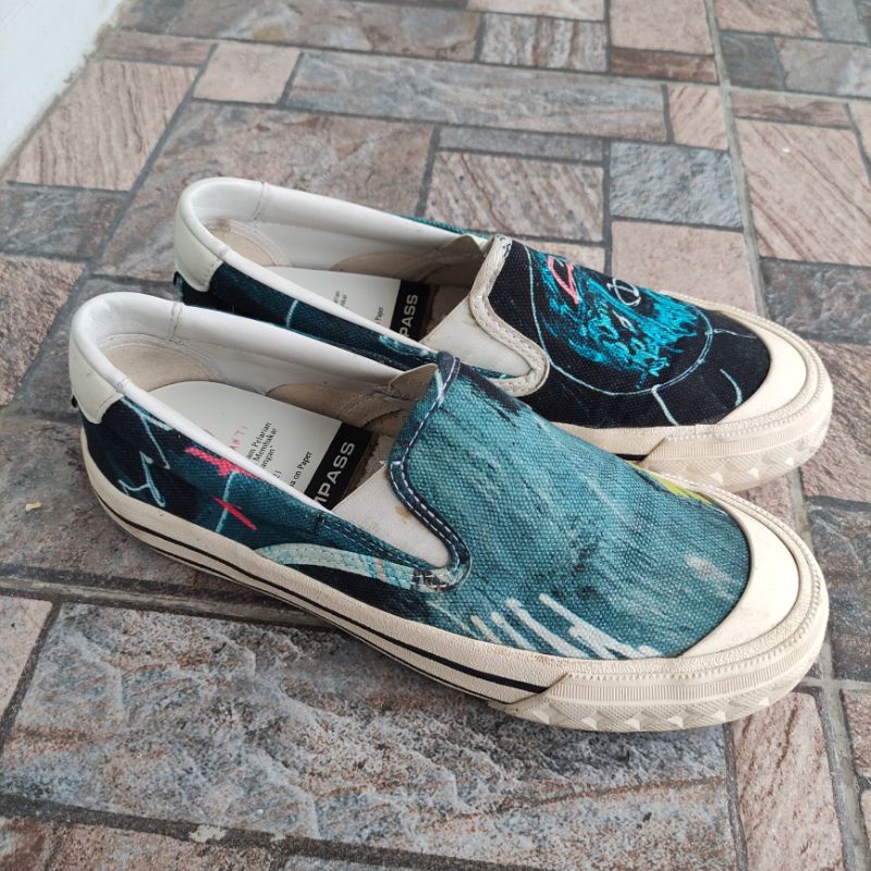 Sepatu Compass x Jason ranti Artwork 1