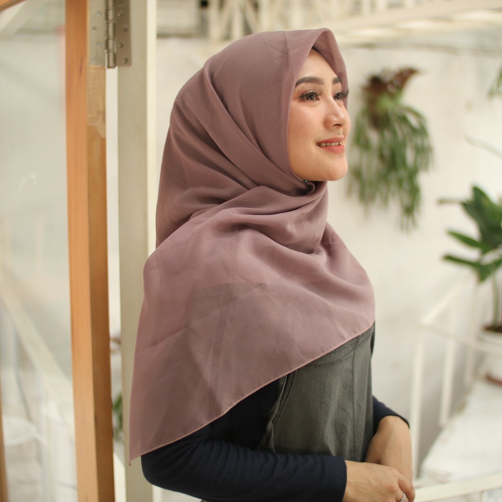 HIJAB BELLA SQUARE SEGIEMPAT 4 DOUBLE HYCONT / POLYCOTTON KERUDUNG JILBAB MURAH