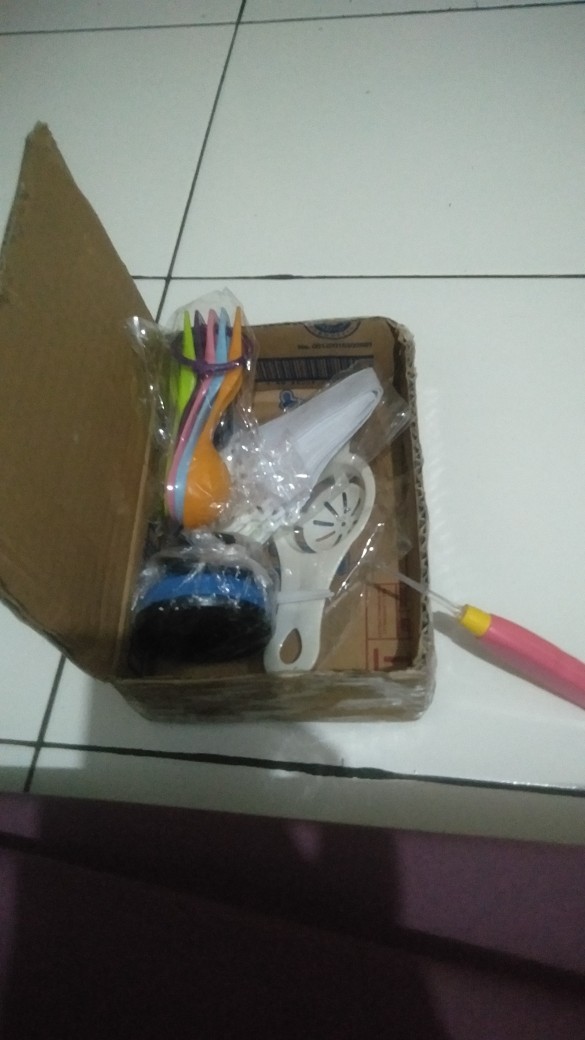 Alat Pemisah Kuning Dan Putih Telur (egg Separator)