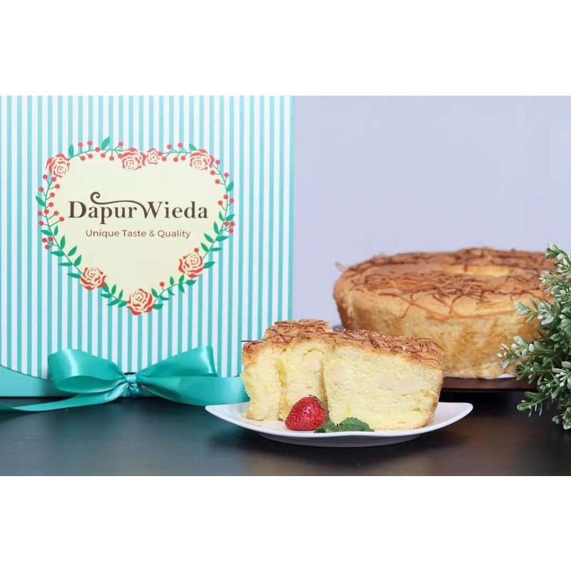

Chiffon Cake Premium Dapur Wieda Salatiga Sedang / Besar