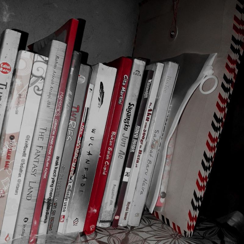 preloved novel &amp; komik murah