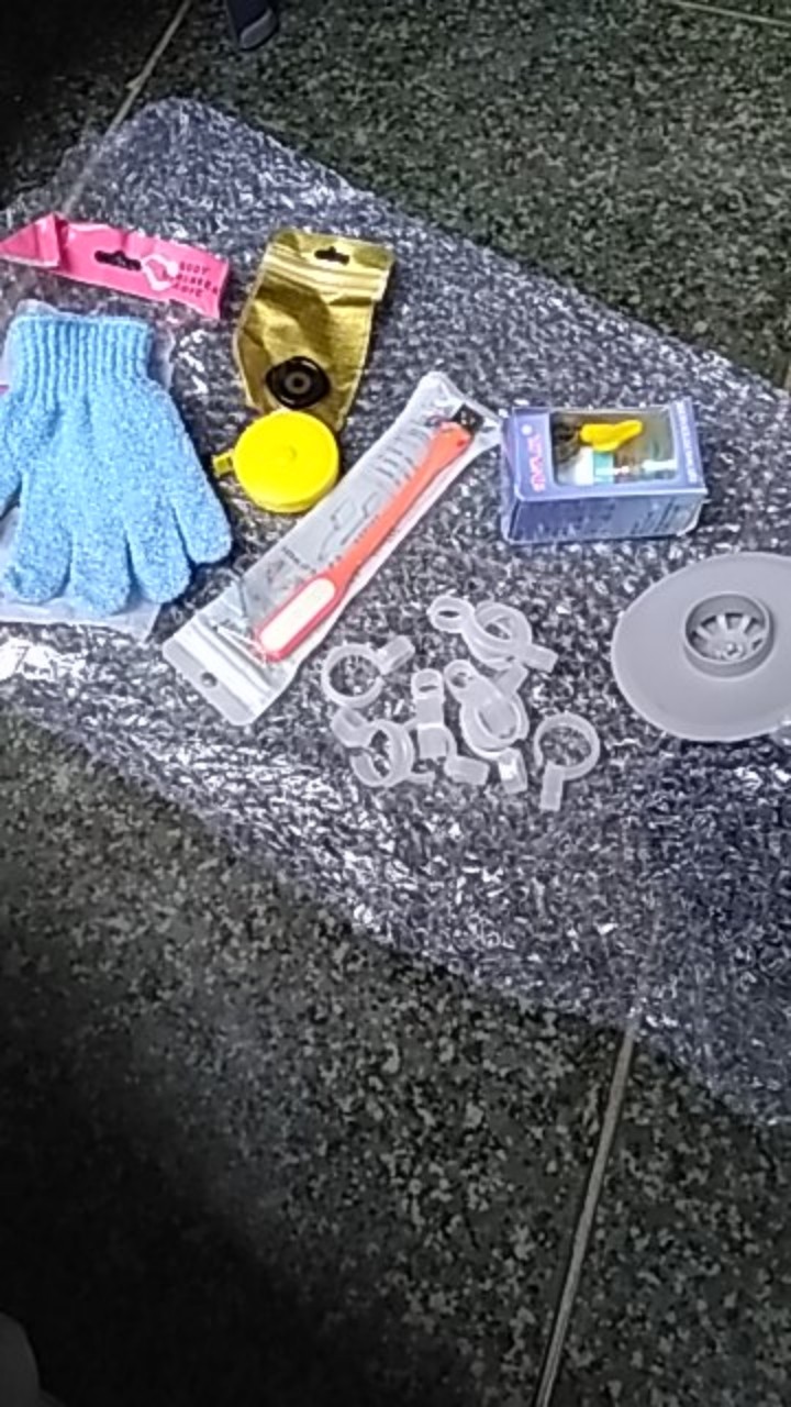 Saringan Keran Dapur Universal Dapat Diputar