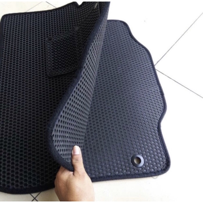 Karpet Mobil BMW X7 2019 - 2022 Full Bagasi Bahan 2 Lapis