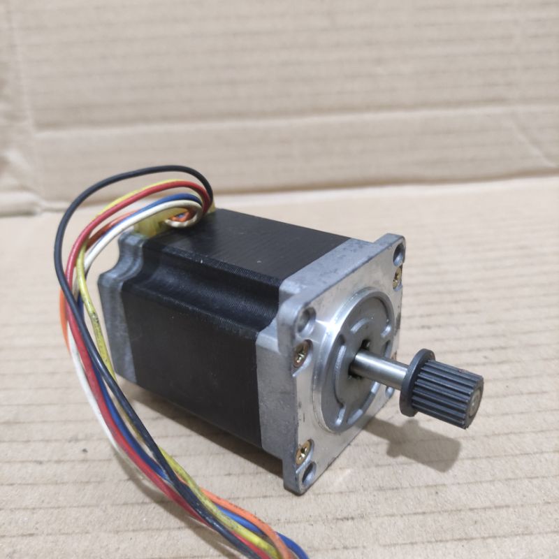 STEPPING STEPPER NEMA 3 A STEEPER MOTOR SANYU DENKI NEMA 23