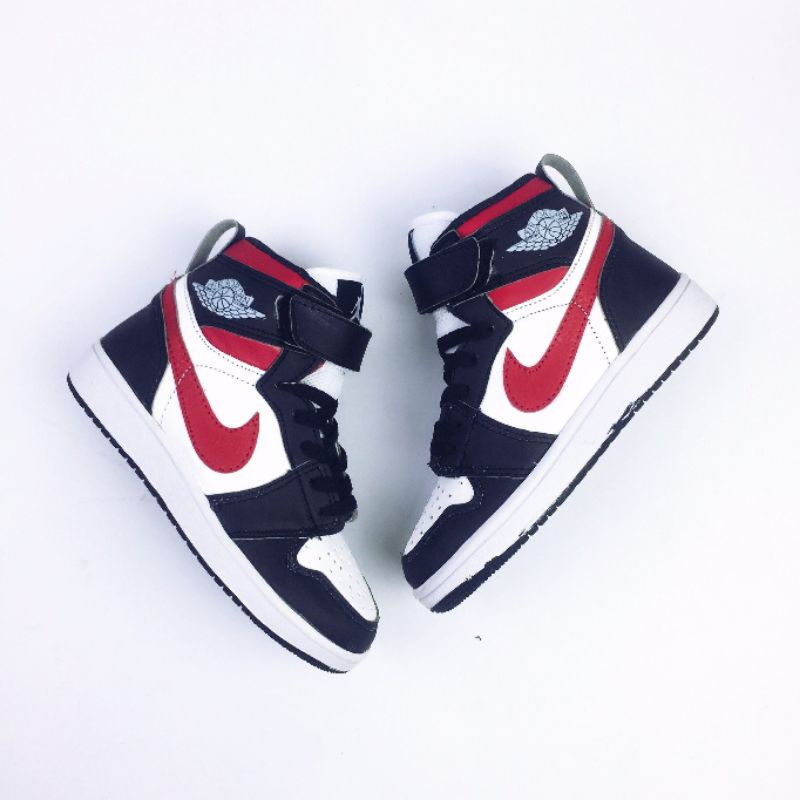 Sepatu Jordan 1 High Anak-Anak. Ukuran 30-35