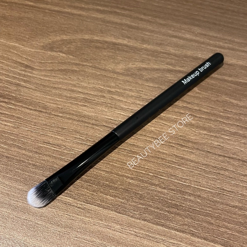 EYESHADOW BRUSH / BRUSH EYESHADOW PREMIUM BLACK KQ4566