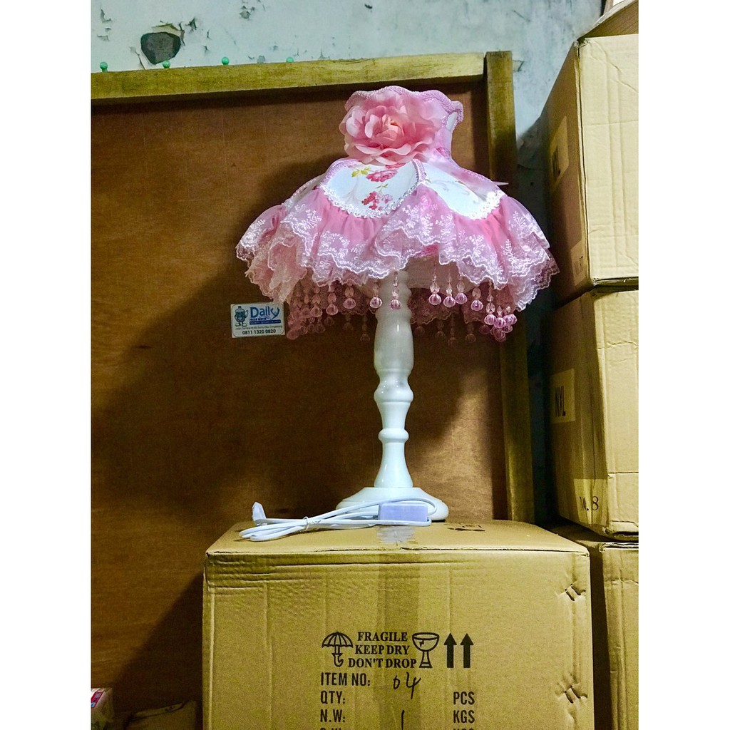 Lampu Meja Hias shabby