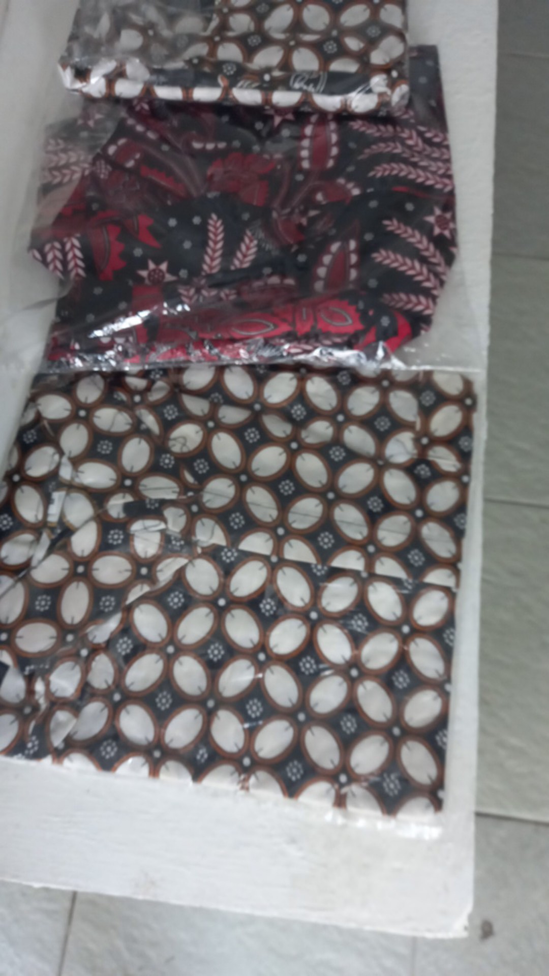 Maura Couple - Sania Ruffle Batik Couple Ori Ndoro Jowi Garansi Termurah Shopee -  Batik Solo Modern