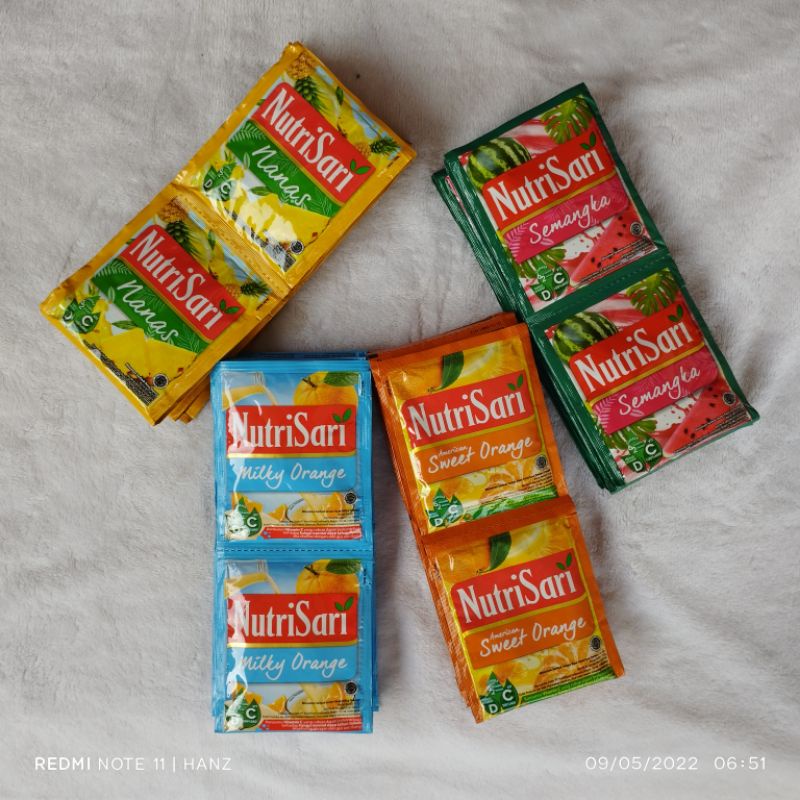 

Nutrisari Premium jus mangga Cincau Jeruk Maroko Mangga Gandaria Milky Orange Semangka Nanas 10 sachet 1 renceng