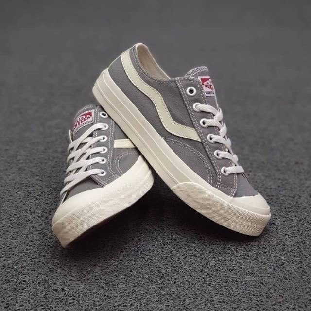 Sepatu Ventela Public Grey Low Original (Abu Abu)