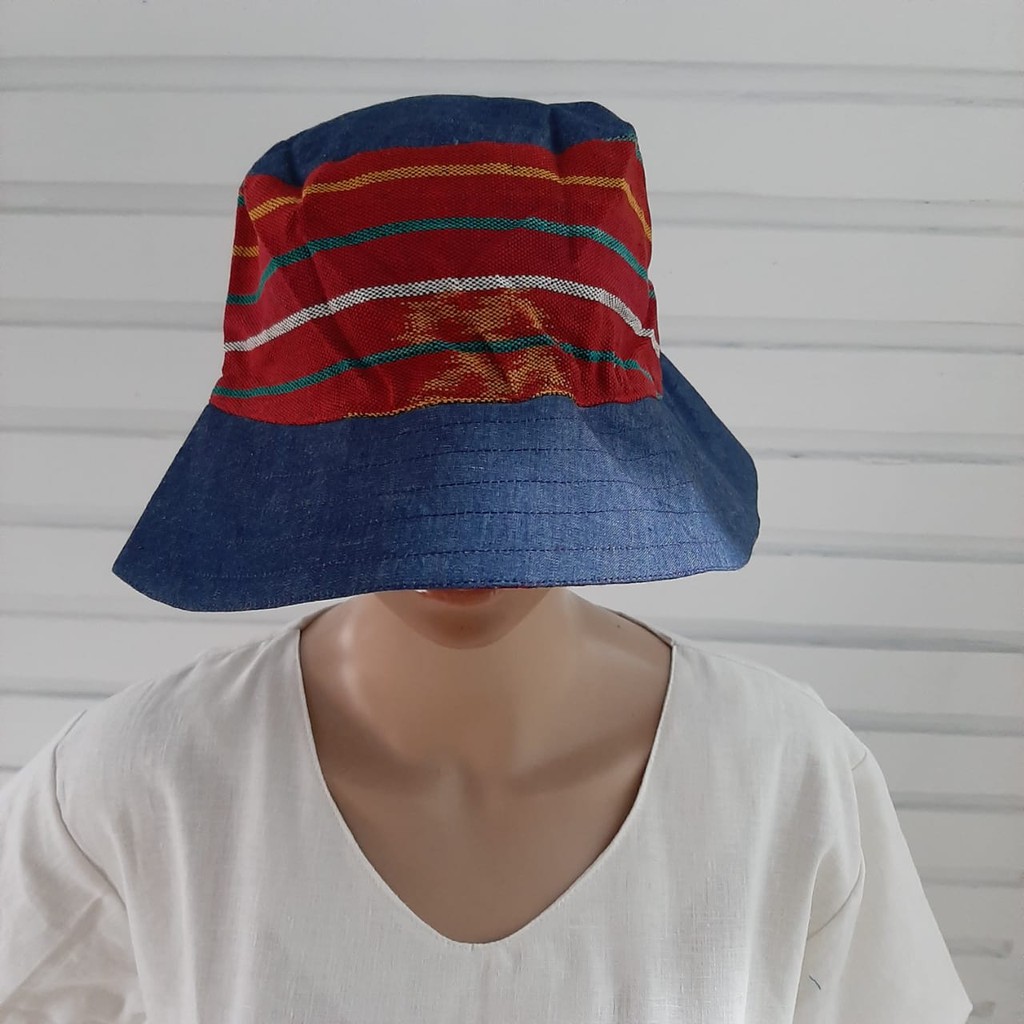 Topi Mix Tenun Etnik Karo
