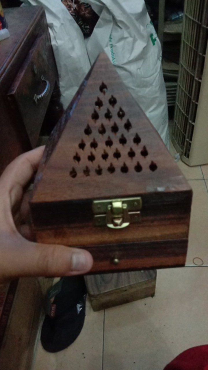 Mabkhara Pyramid Arab / Tempat Bakar Bukhur / Kayu Gaharu / Kemenyan
