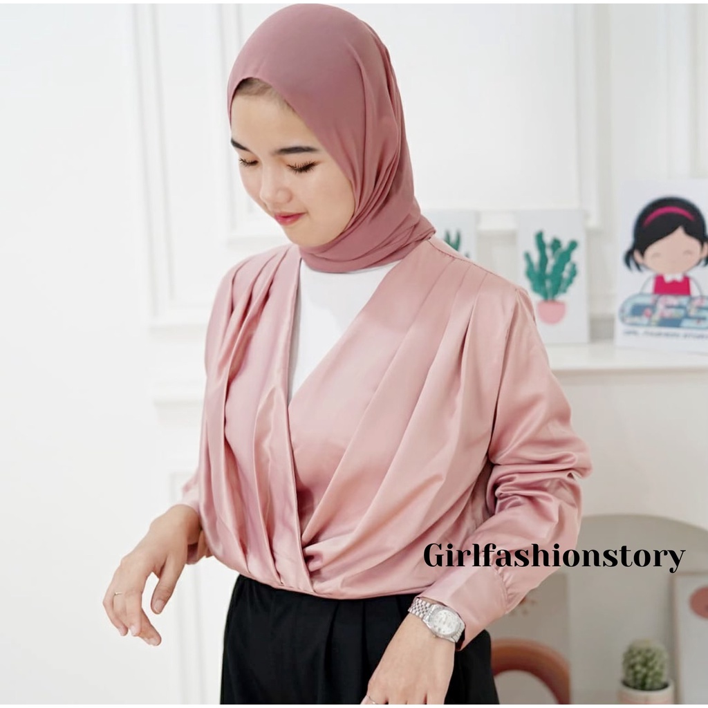 GFS BEELLE SATEEN BLOUSE