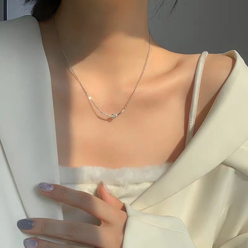 Roselife Kalung Rantai Gaya Korea Dengan Liontin Bentuk Smiley Hias Kubik Zirkonia Untuk Wanita