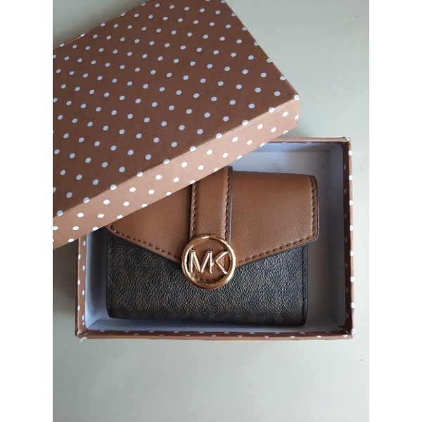 Michael Kors Carmen Wallet Signature
