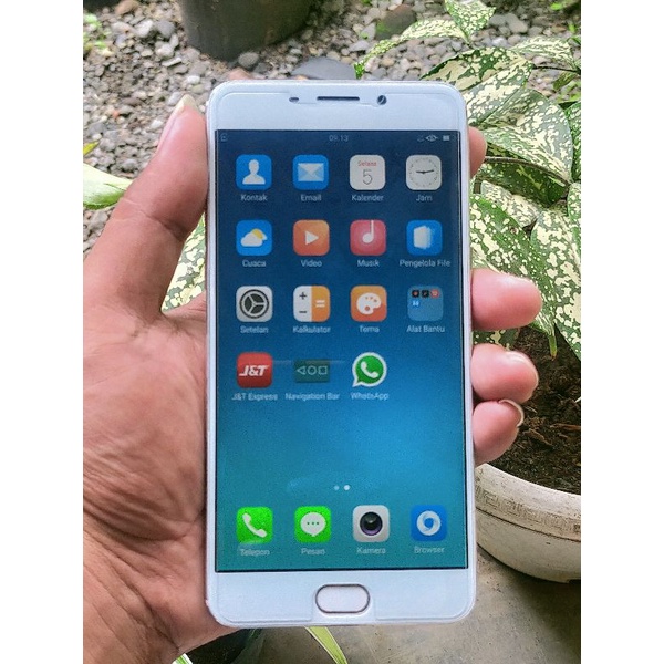 Oppo f1 plus ram 4/64 second