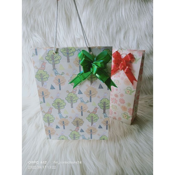 

PAPER BAG KADO MURAH // GOODIE BAG / KErtas kado instan // bungkus kado jadi / paper bag tali // kertas kado murah // kertas kado lucu